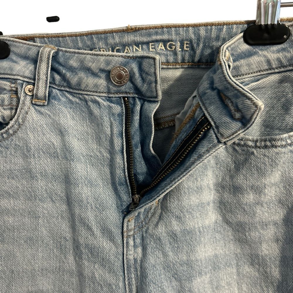 American Eagle Strigid Mom Jeans Size 0 - Picture 6 of 16